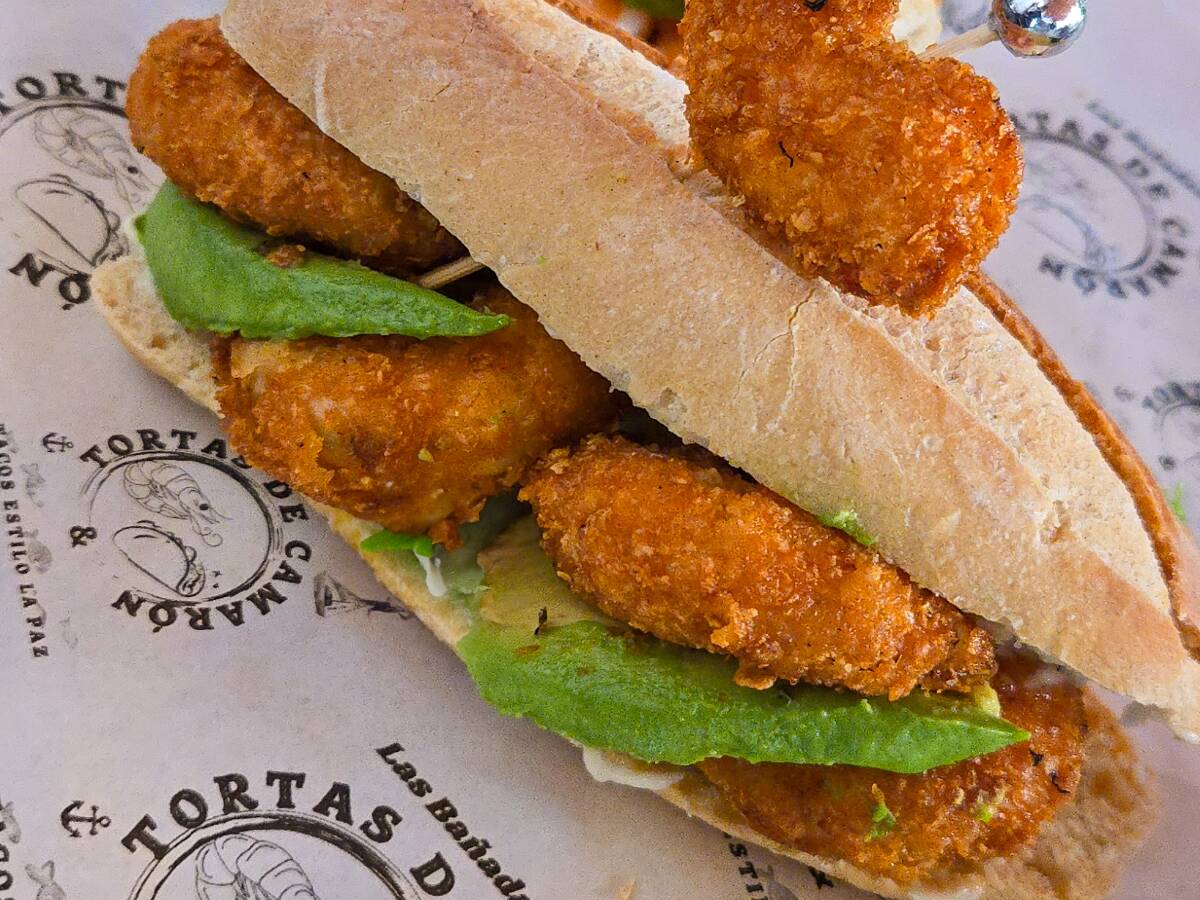 Las Bañadas Tortas de camarón & Tacos Estilo la Paz