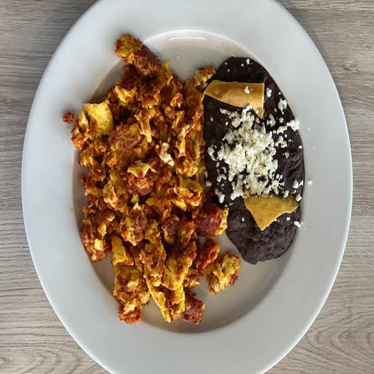 Huevo con Longaniza