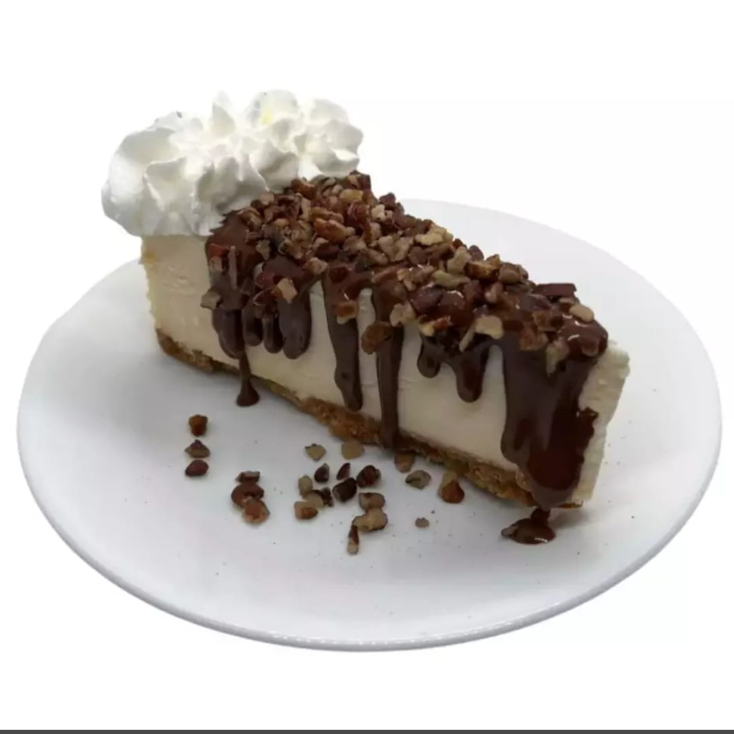 Cheesecake cubierto con Nutella y nueces