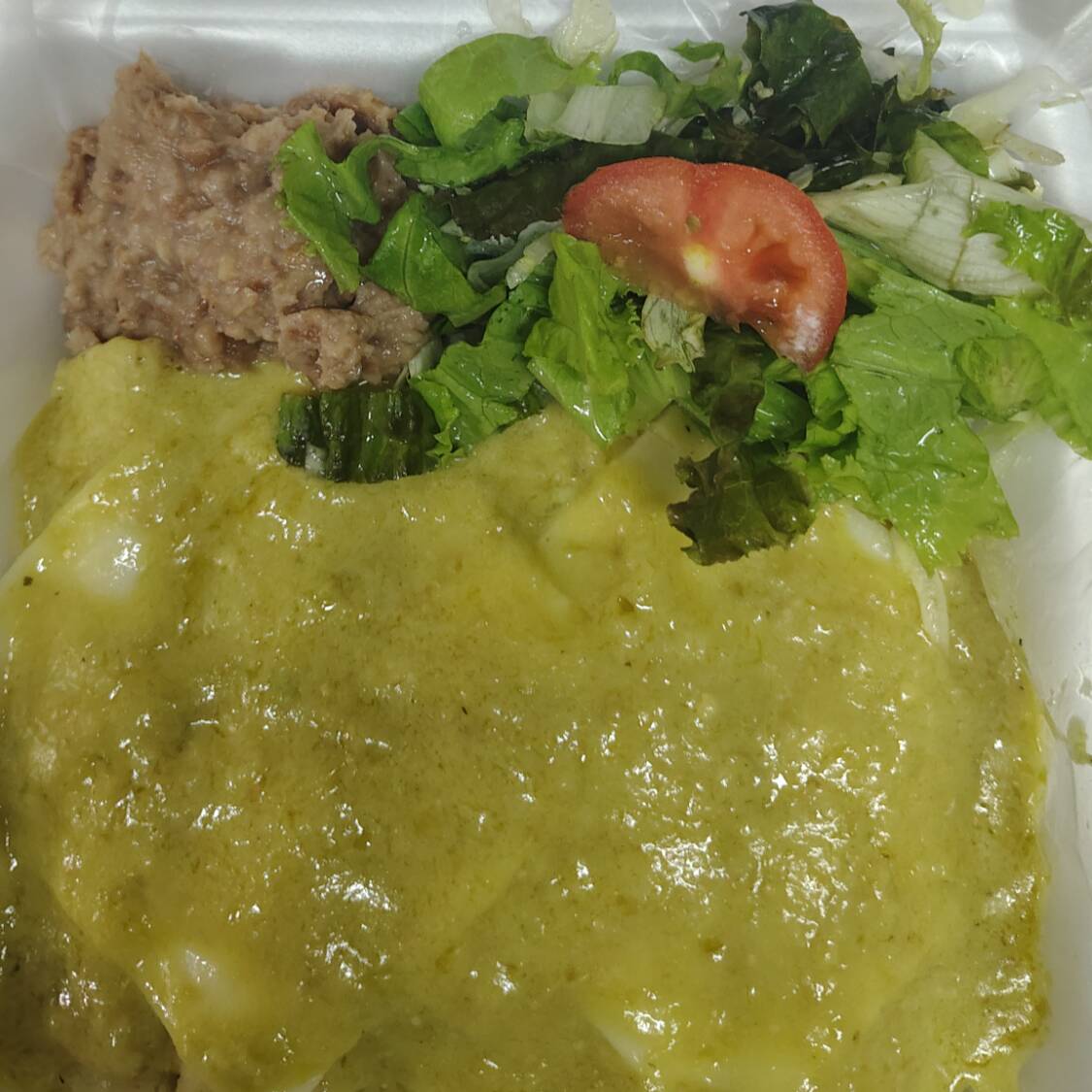 Enchiladas Suizas y Agua de Horchata 500ml