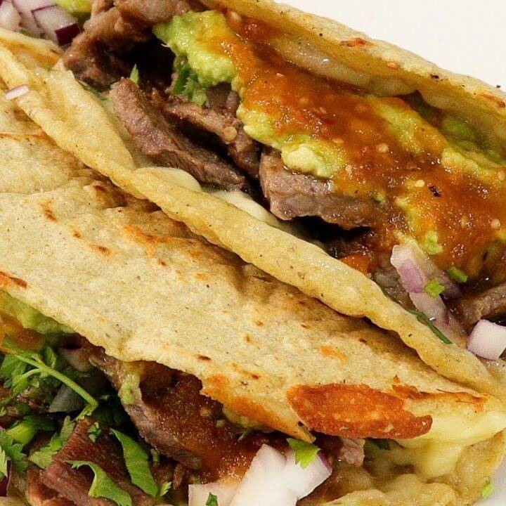 Quesadilla de Bistec de Puerco
