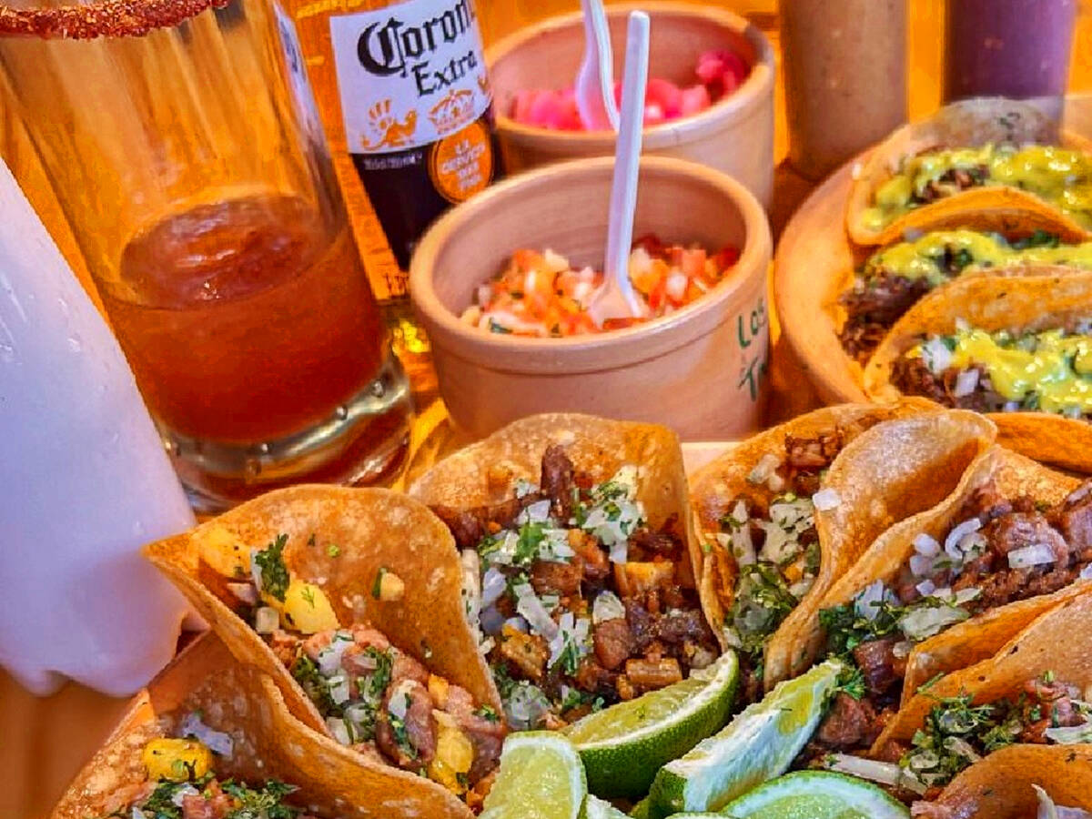 Los Weros Taquería (La Flora)