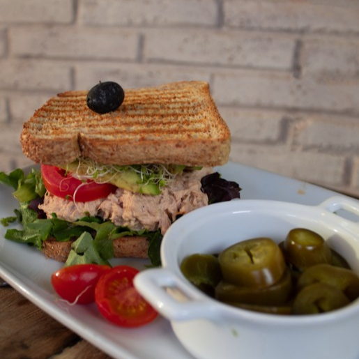 Sándwich de Atún Cremoso