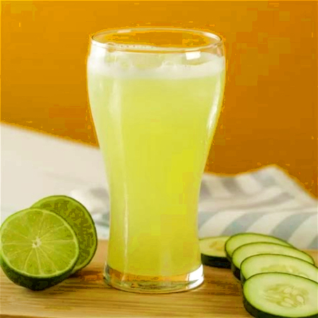 LITRO DE AGUA CON LIMON Y PEPINO!
