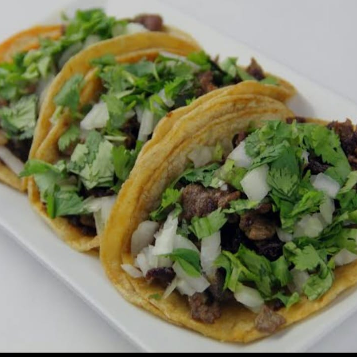 Orden de tacos de carne asada