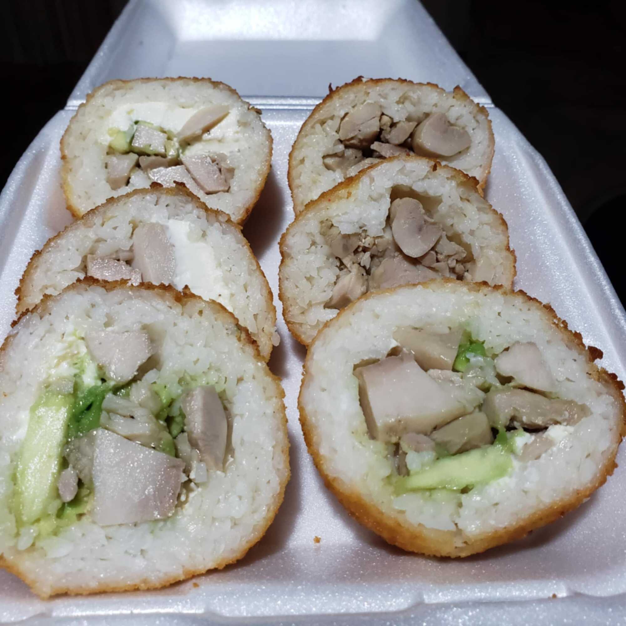Orden de Sushibolas de Pollo (3 Piezas)