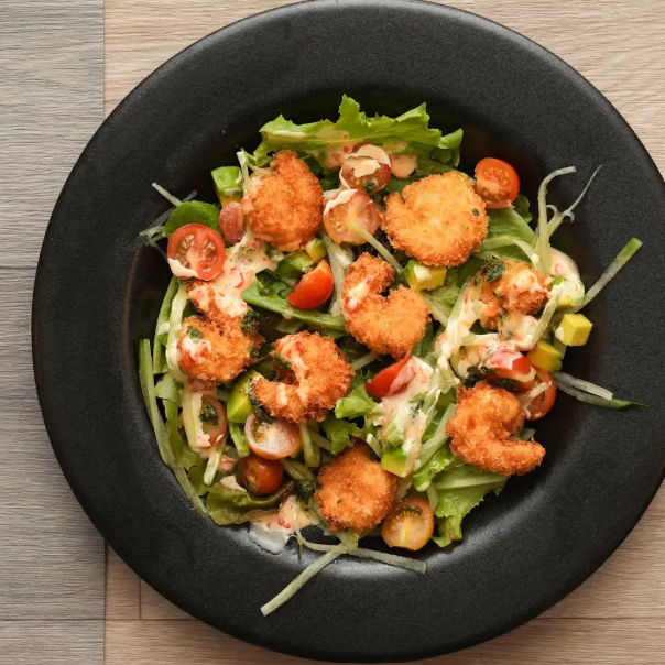 Ensalada de Camarones al Panko