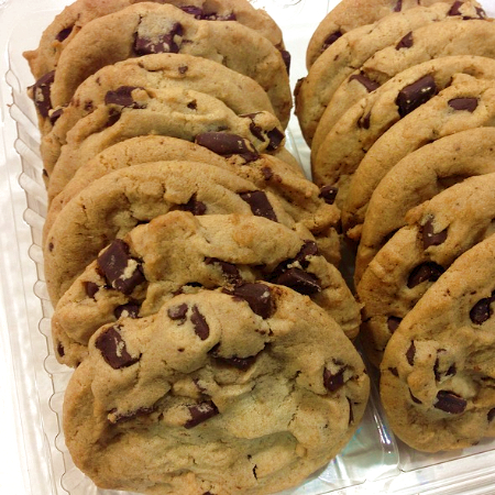 GALLETA GRANDE DE CHSIPAS DE CHOCOLATE DE COTSCO!