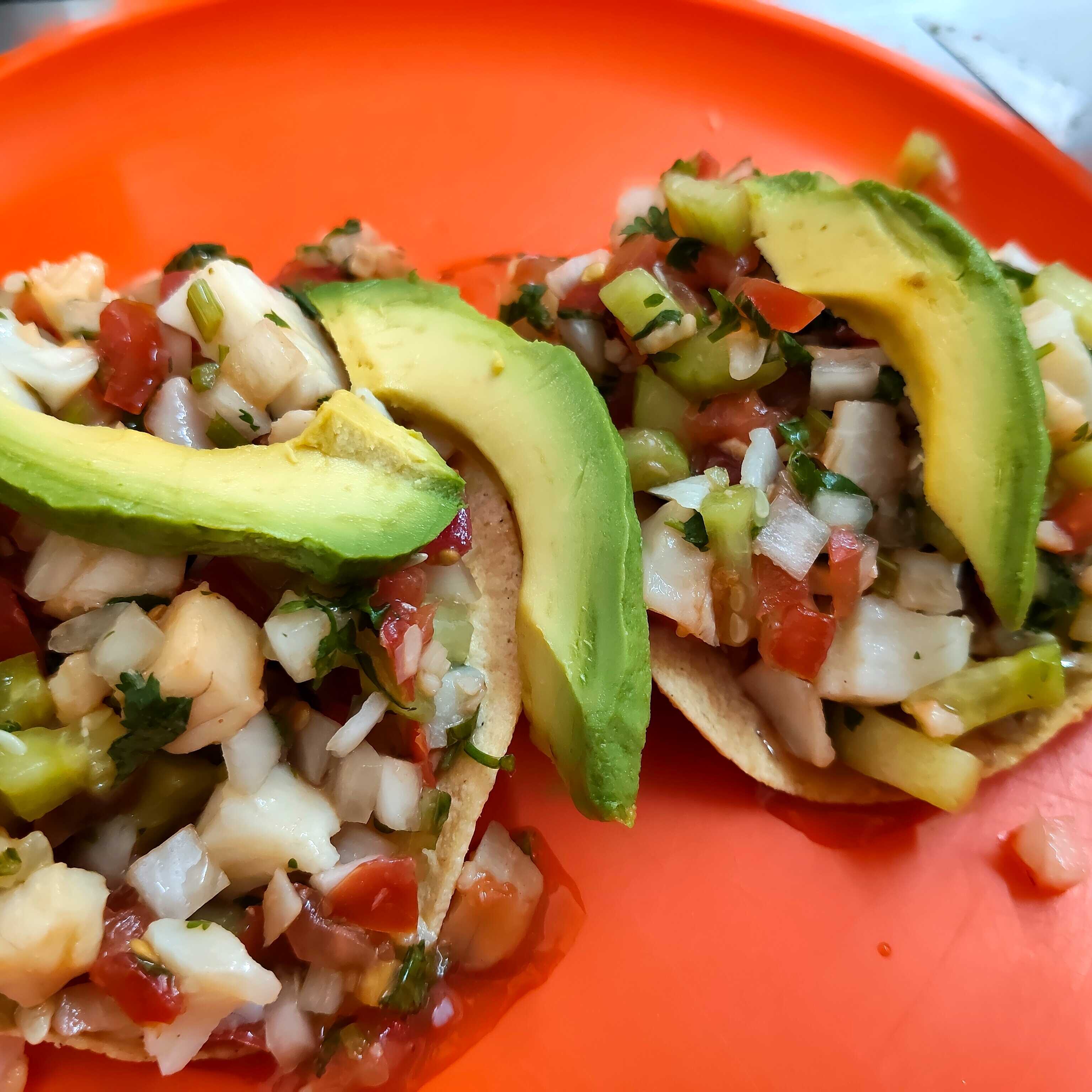 Tostada de Ceviche de Pescado