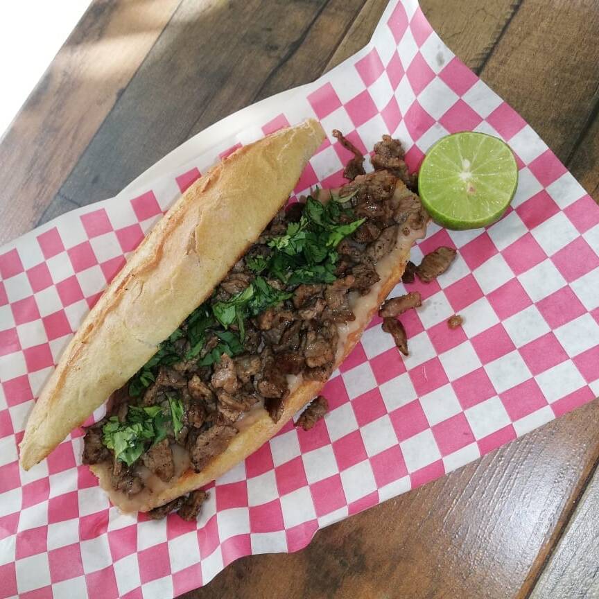 Lonche de Bistec