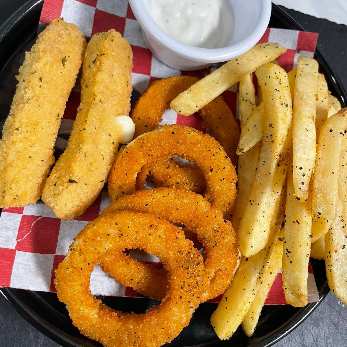Papas a la Francesa/aros de Cebolla/ Dedos de Ques