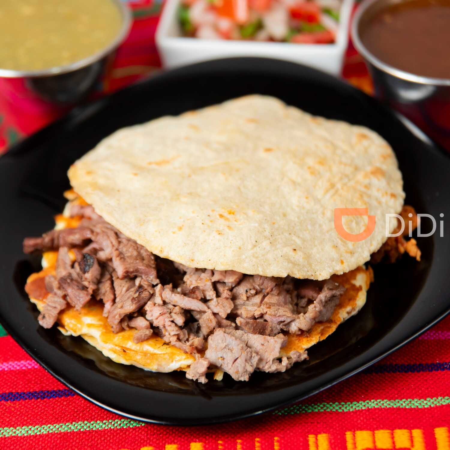 * Gringa de maiz con bistec