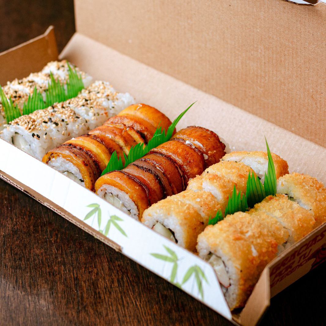 Charola Mixta 3 Rollos de Makis (30 Piezas Aprox)