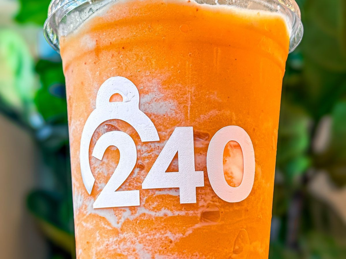 240 Coffe House and Healthy Bar