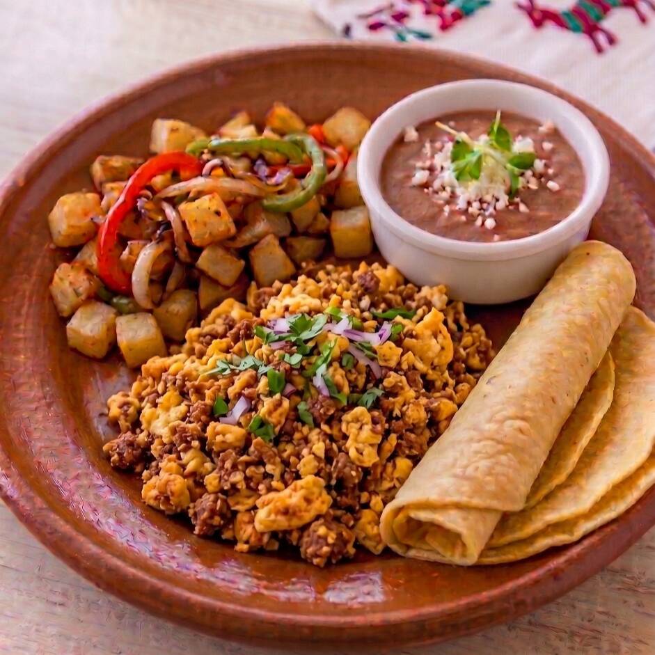 Huevos con Chorizo