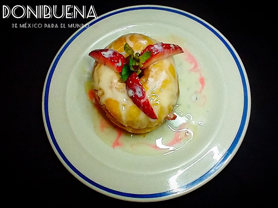 Dona Rellena de Lechera