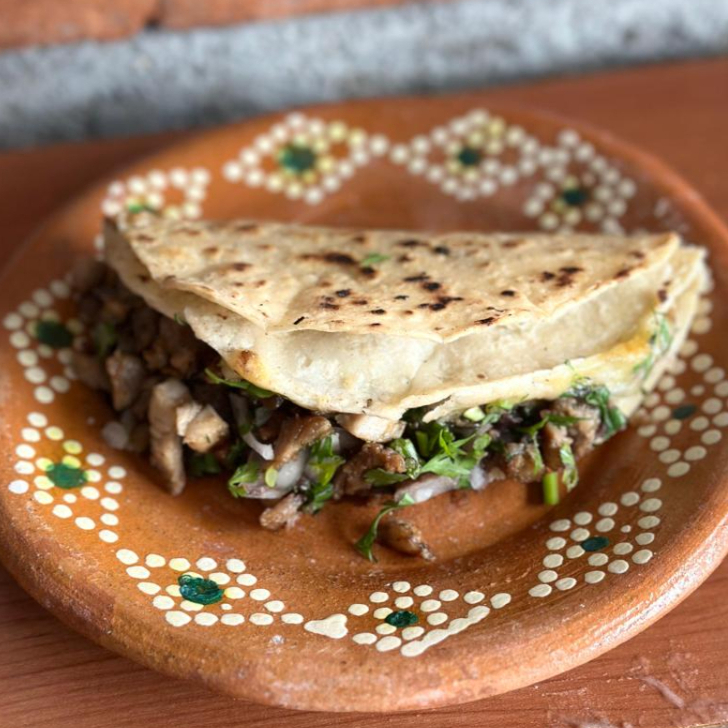 Orden de 3 Tacos Dorados de Res