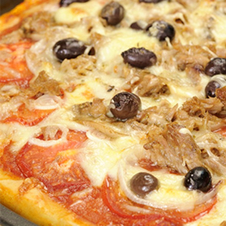 PIZZA TONNO E OLIVE