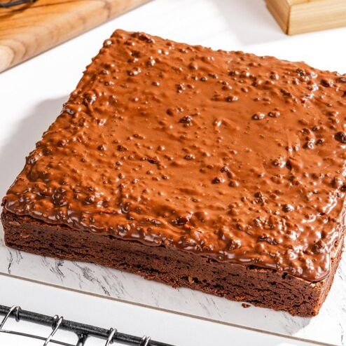 Brownie tradicional com intenso sabor de chocolate e textura macia.