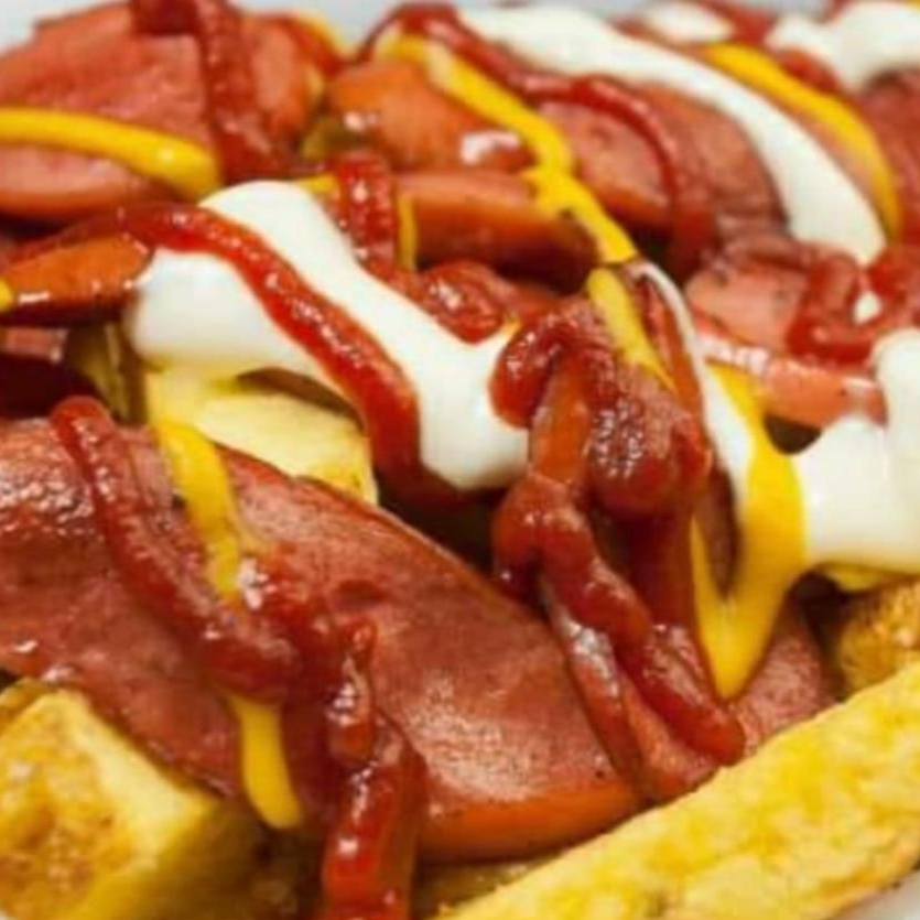 Salchipapas