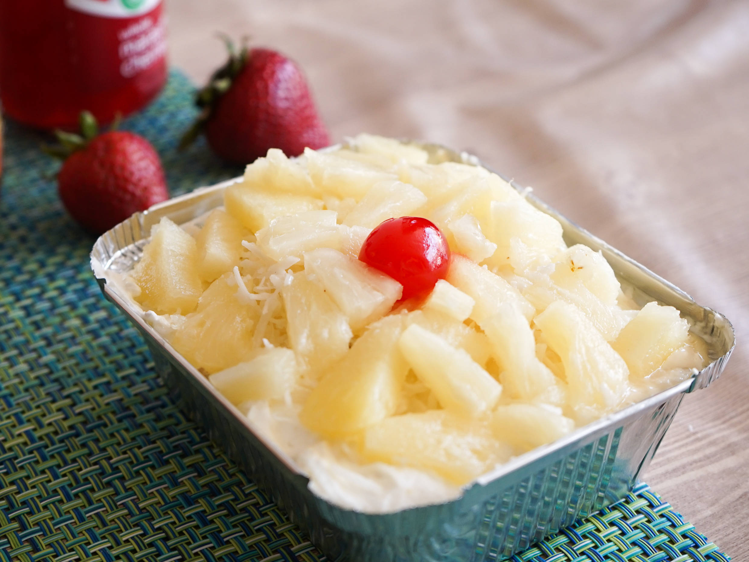 Pastel tres leches de piña colada