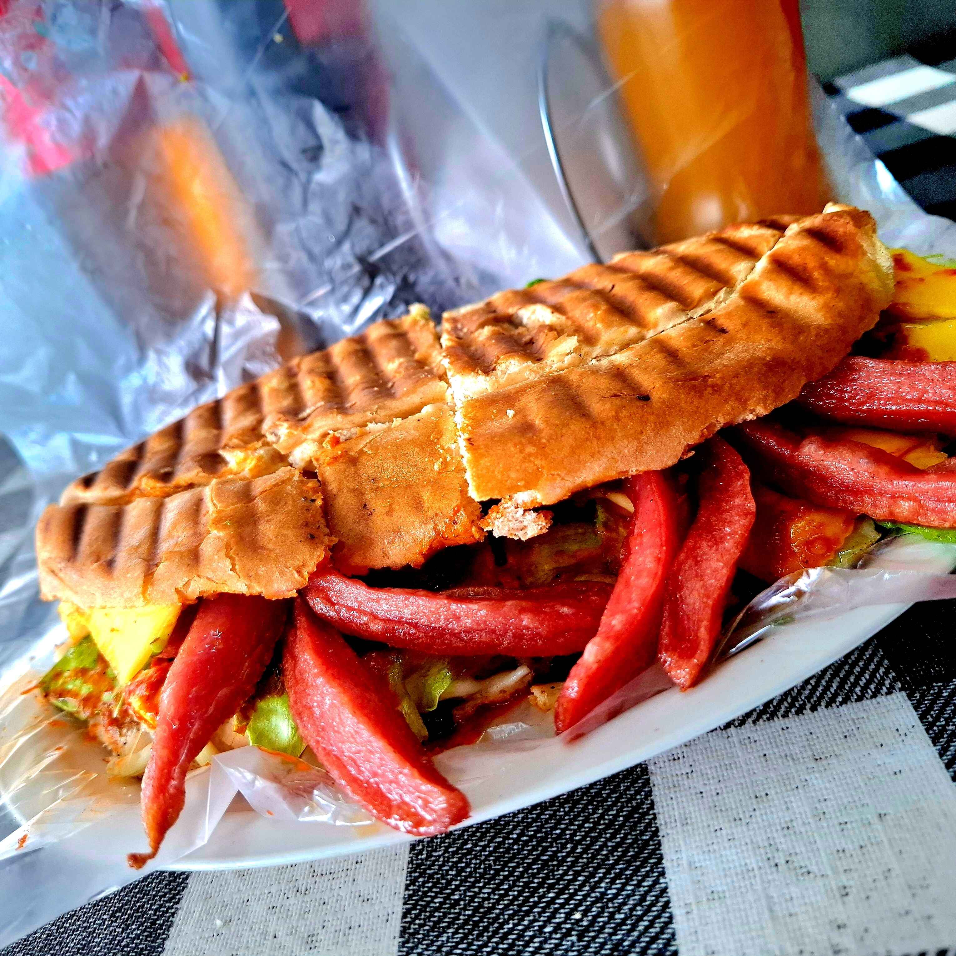 TORTA MAXI DE SALCHICHA