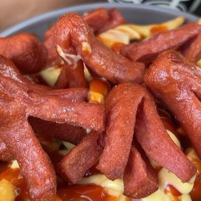 Salchipapas