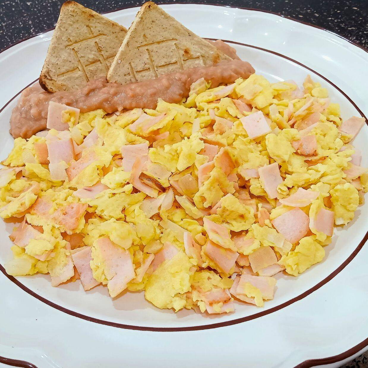 Huevo con Jamón