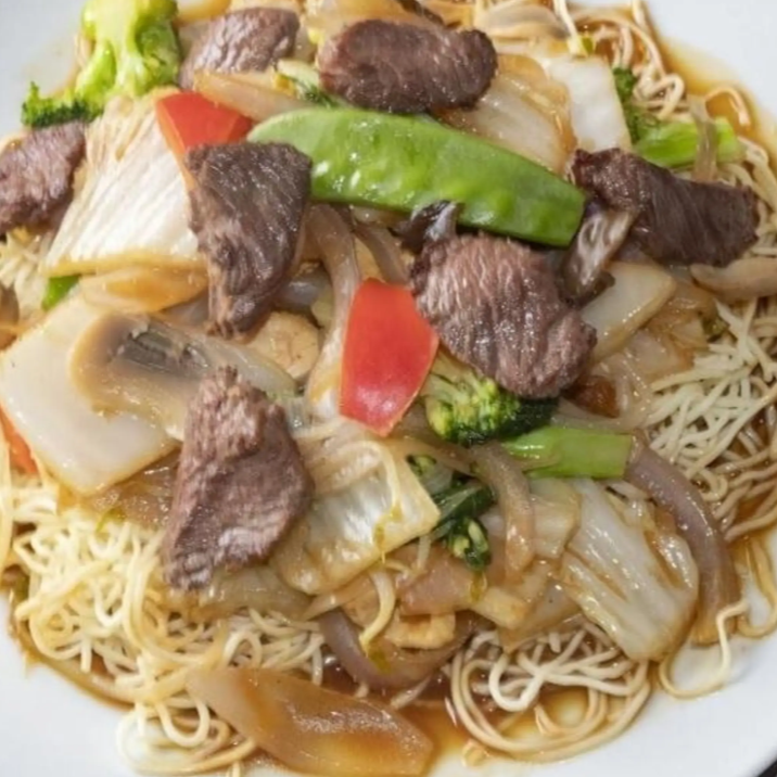 Tallarín Chino De Carne