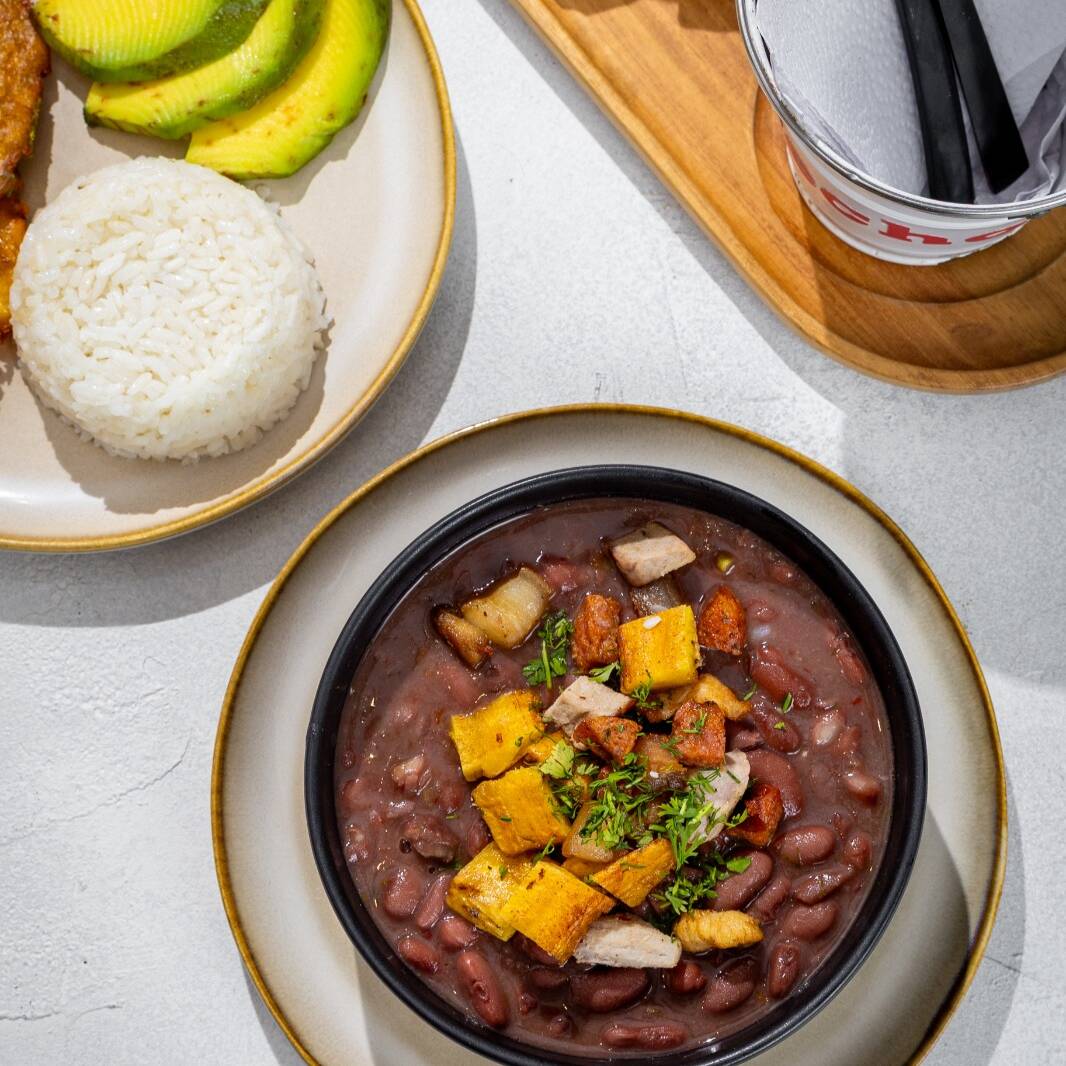 Combo Gol - Frijolada + Bebida