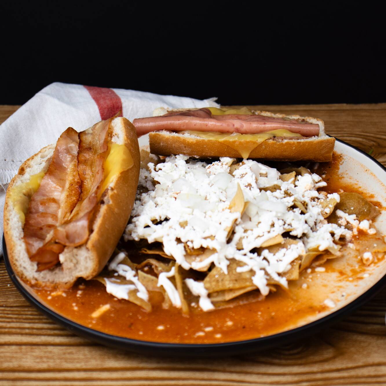 Molletes con Chilaquiles