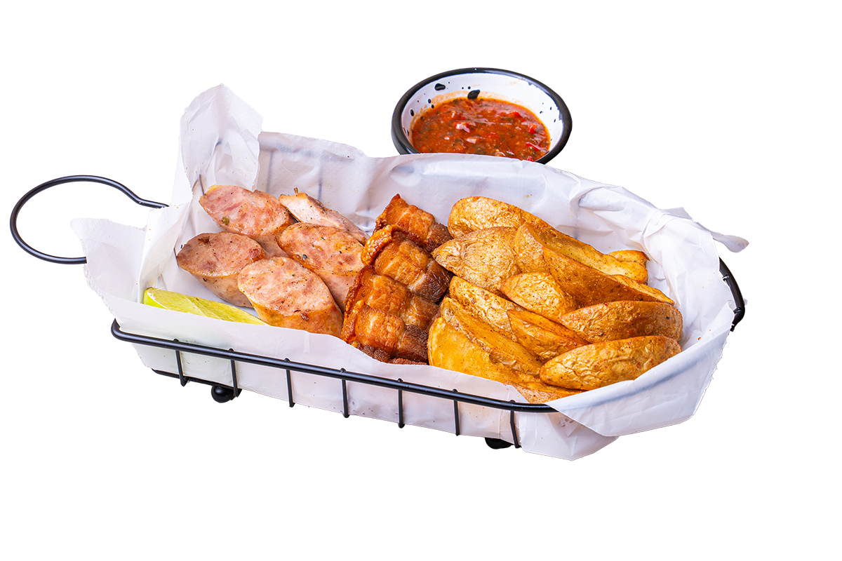 CHICHARRÓN Y CHORIZO