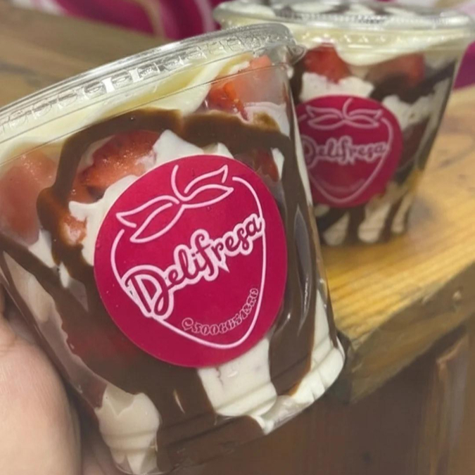 Dúo 9onz Fresas con Crema