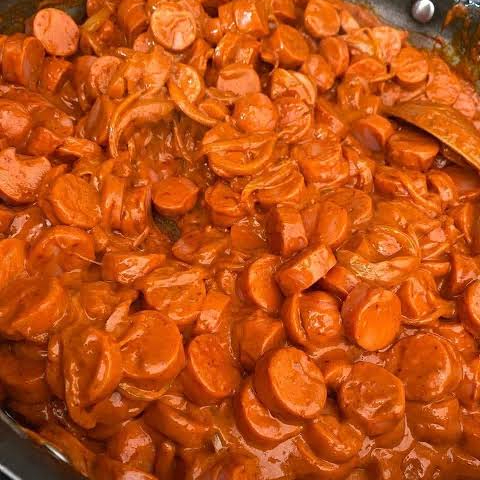 Salchicha Enchipotlada