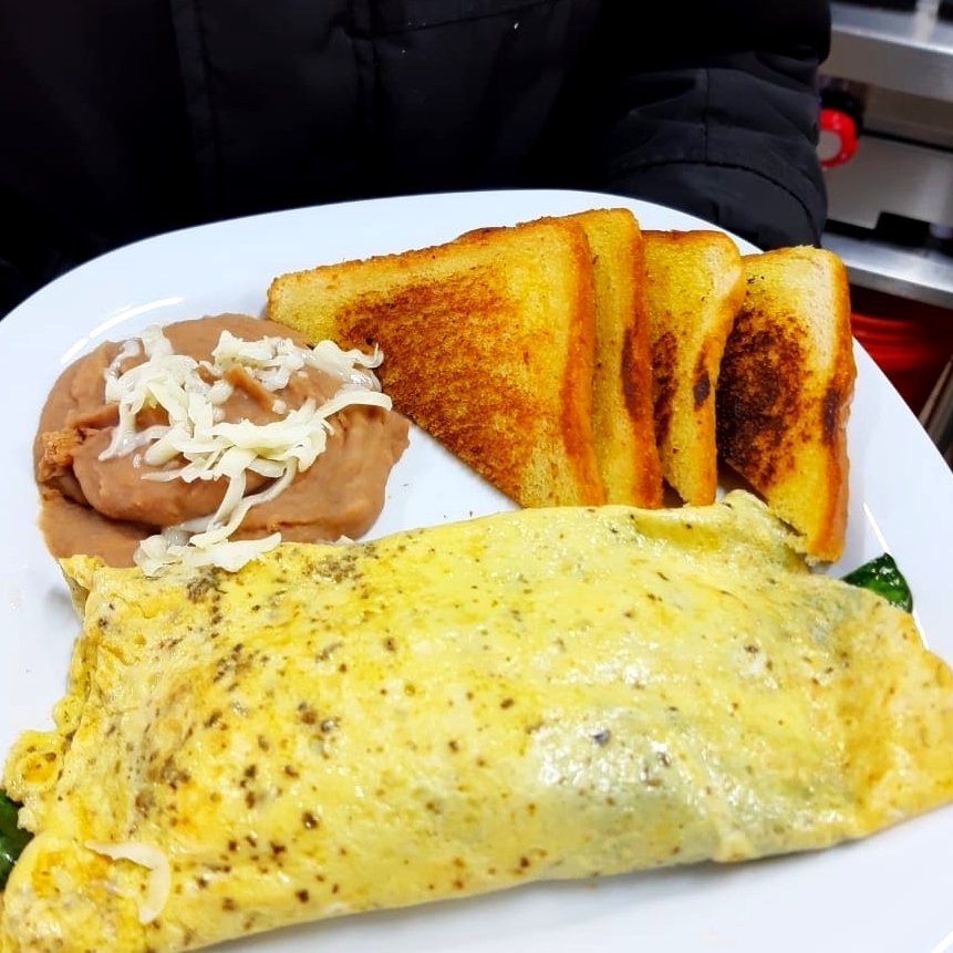 Omelette Con espinacas y queso