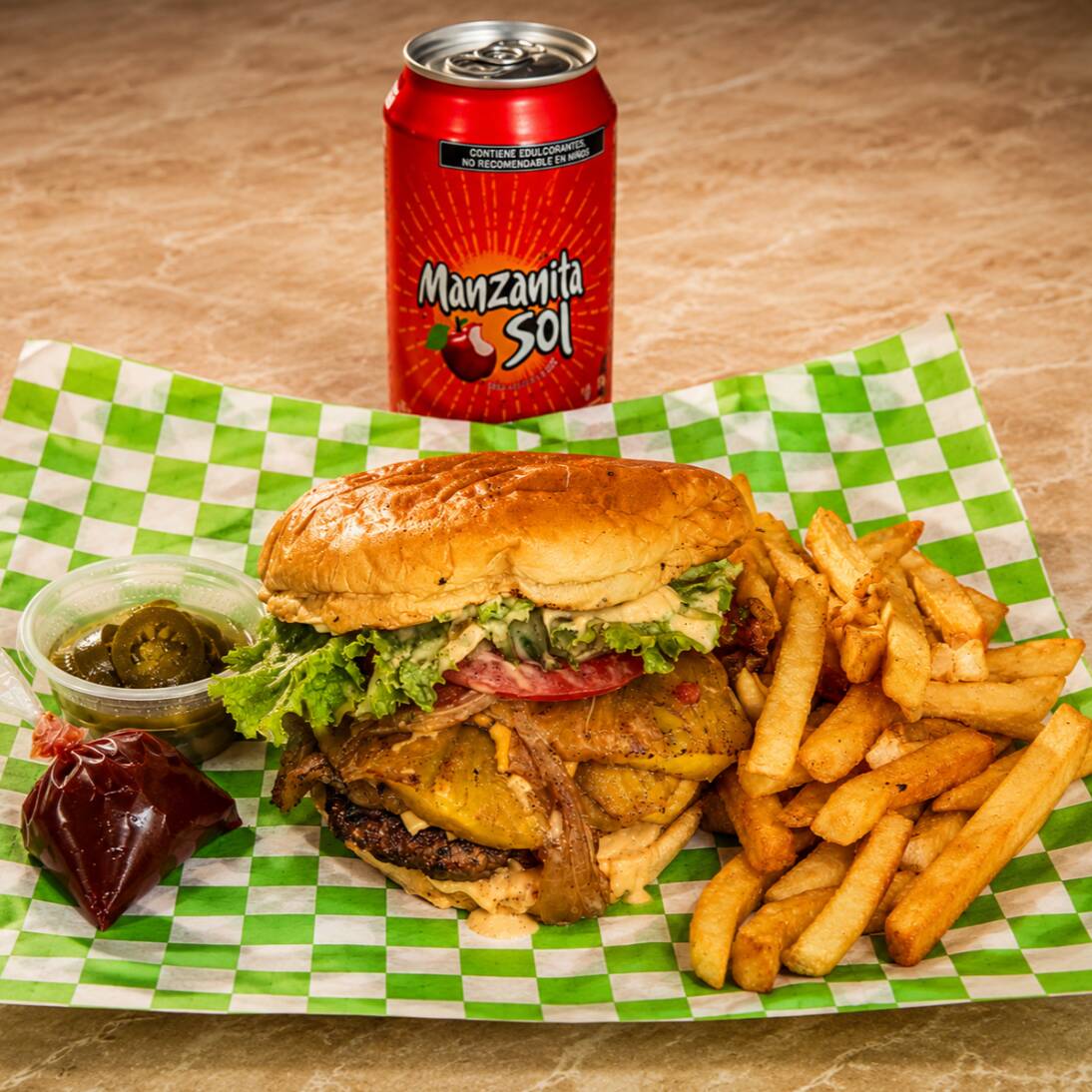 Hamburguesa SUPREMA + Papas + Refresco