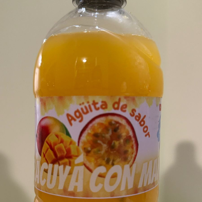 Agua de Mango con Maracuya