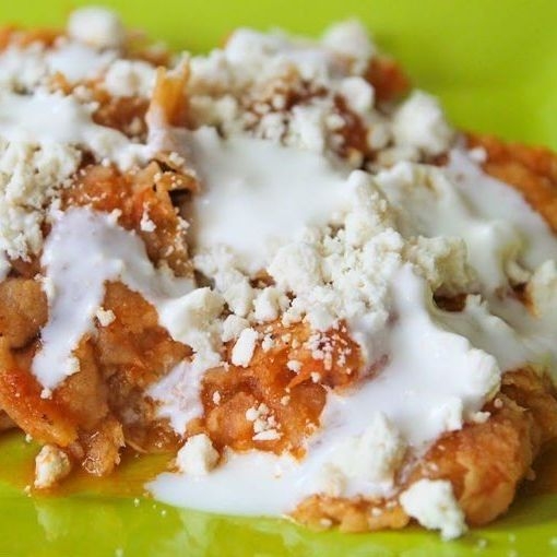 Chilaquiles Sencillos Rojos