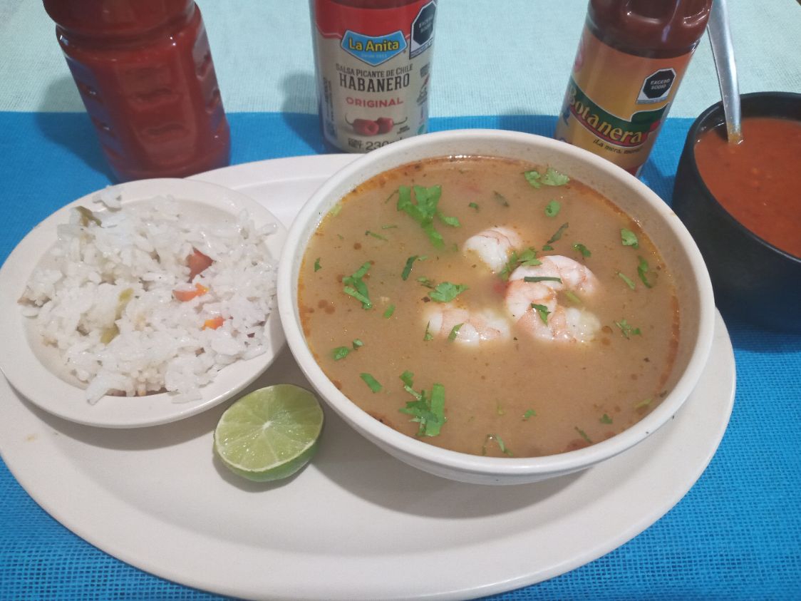 Caldo de Camarón