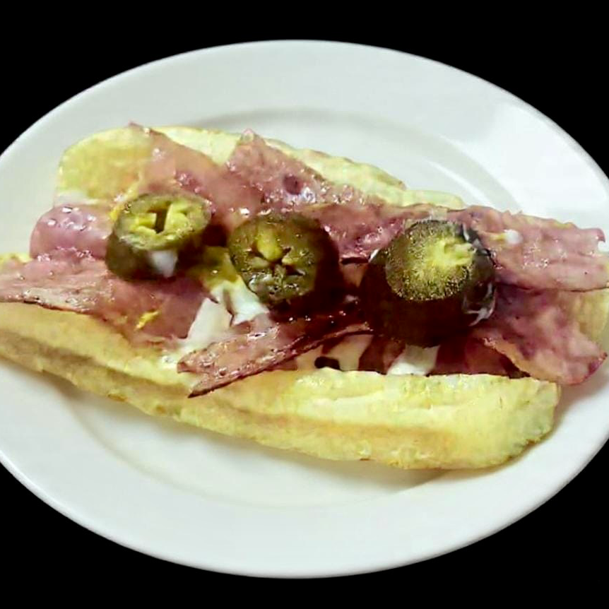 HOT DOG CON TOCINO