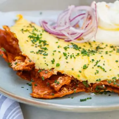 OMELETTE CON CHILAQUILES
