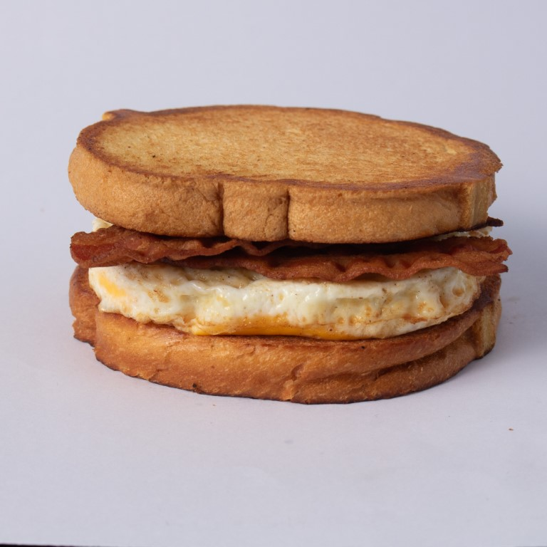 Sandwich Huevo Y Tocino