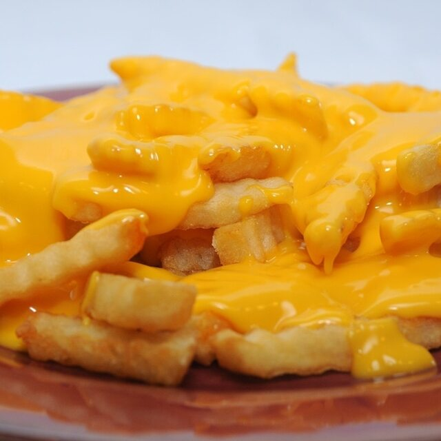 Papas Fritas con Queso