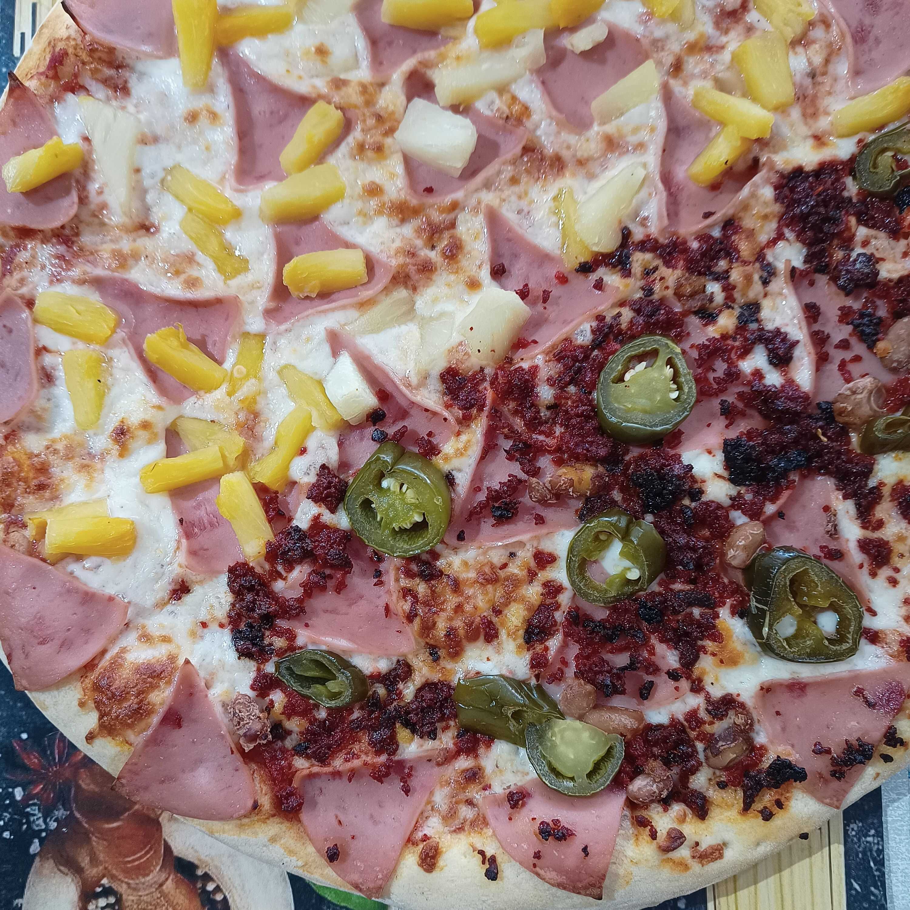 Pizza Mitad Mex/Haw