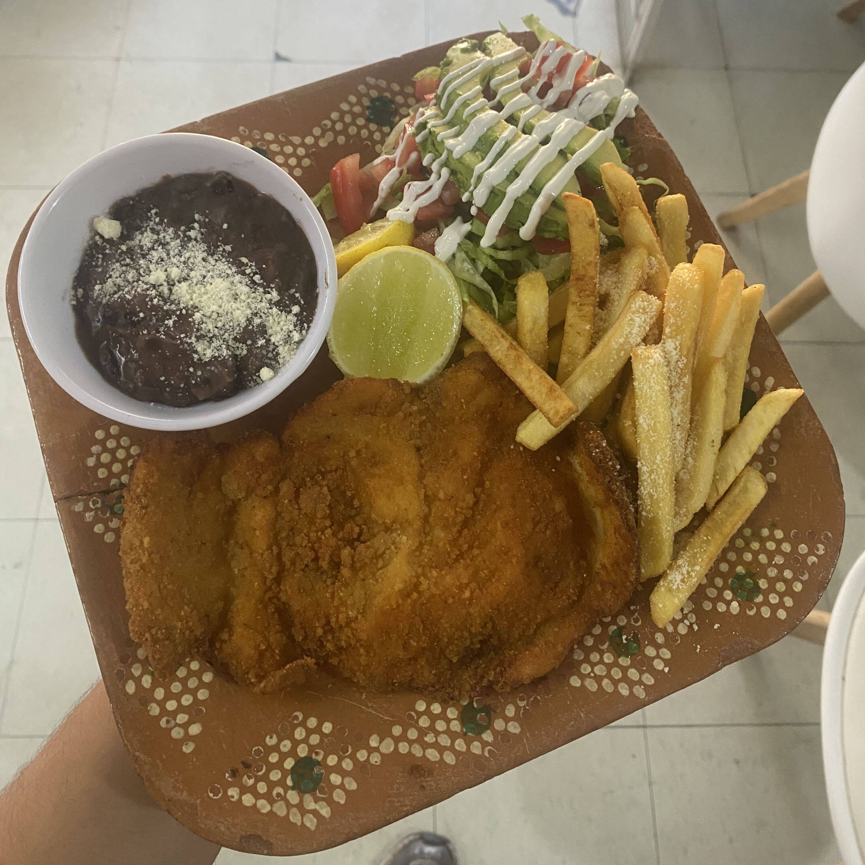 Milanesa con Papas Fritas (Didi)