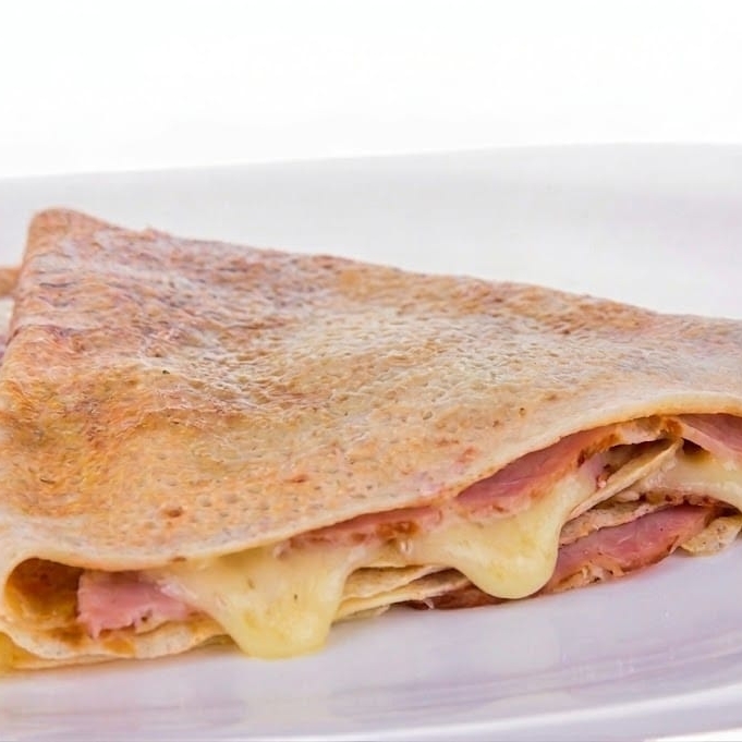 Crepa Salada Jamón con Queso