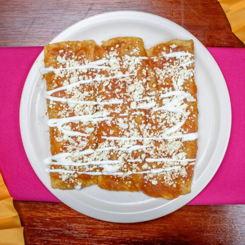 ENCHILADA MIXTA QUESO DE BOLA-CARNE MOLIDA