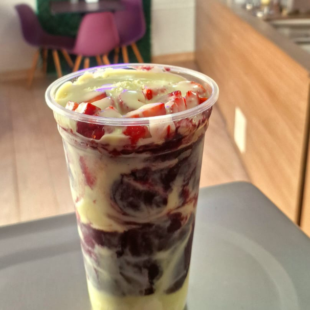 Leite em Pó - Morango - Leite Condensado