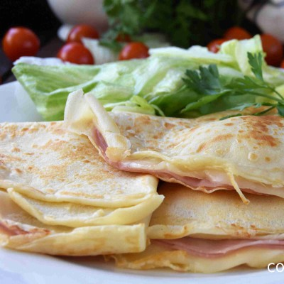 Crepa Hawaina: Queso Manchego, Jamón y Piña