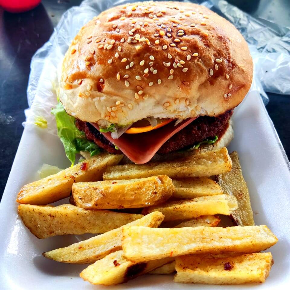 Hamburguesa Sencilla con Papas